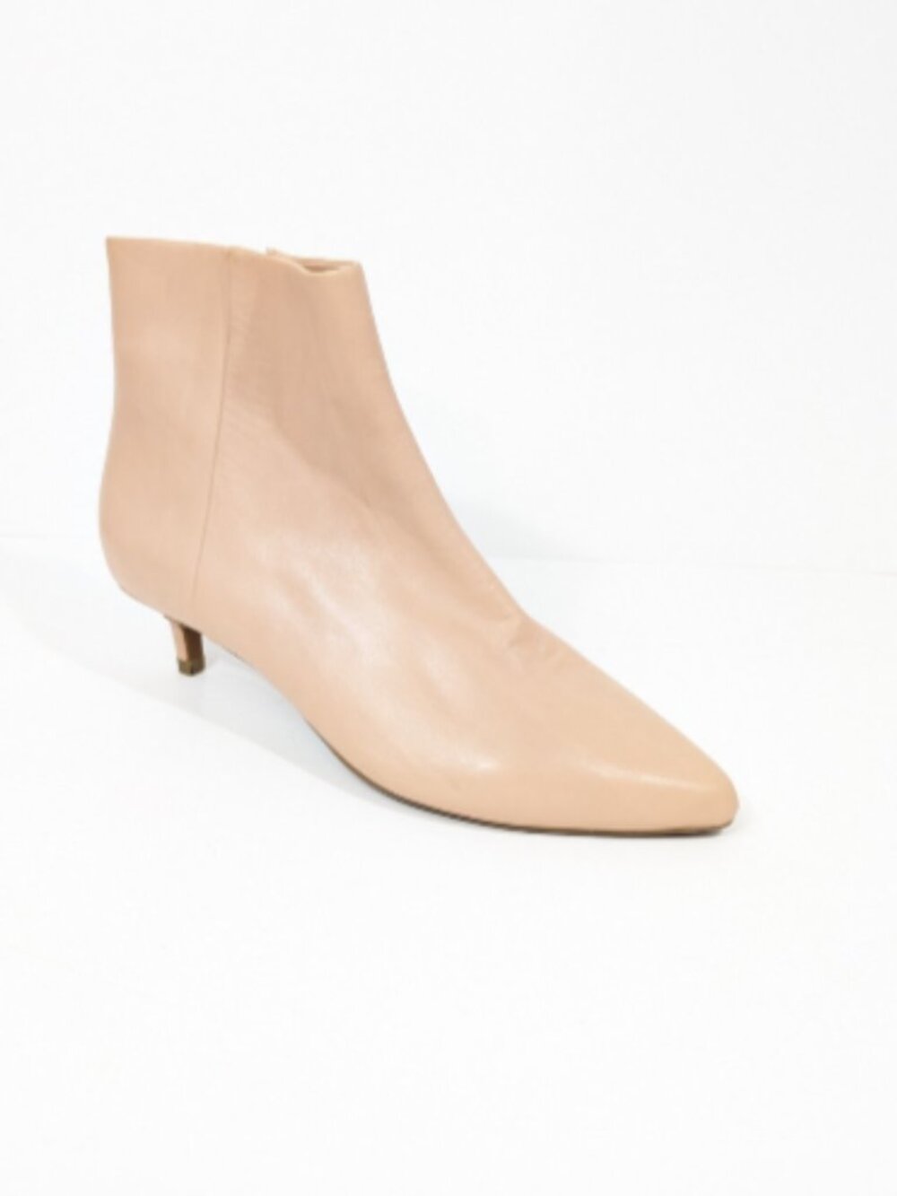 Taryn Rose Booties sz 6 New Leather Boots Kitten Heel pointed toe Nora modern